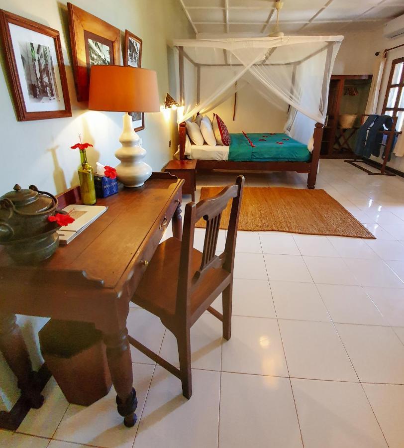 Flame Tree Cottages Нунгви Екстериор снимка