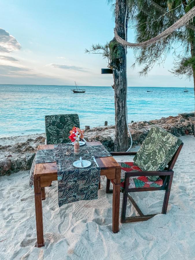 Flame Tree Cottages Нунгви Екстериор снимка