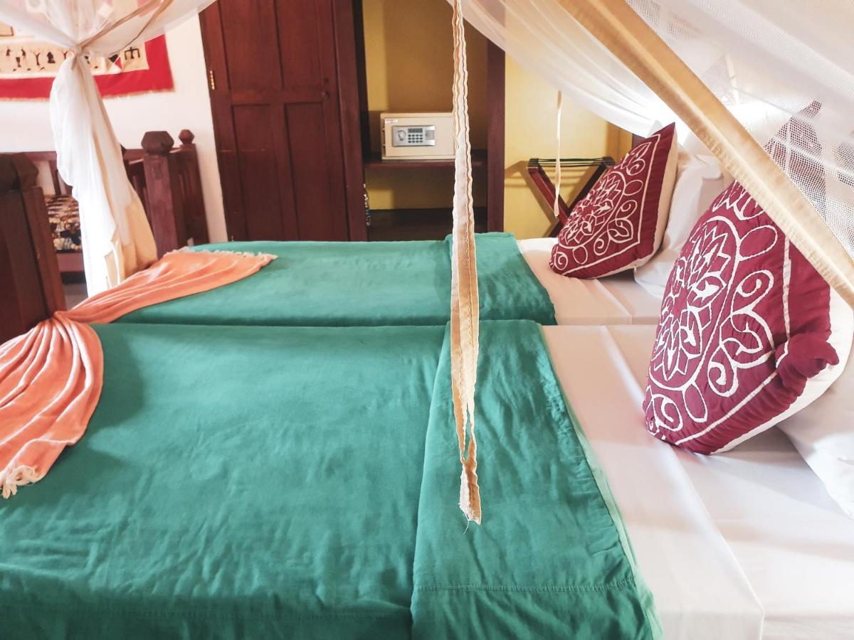 Flame Tree Cottages Нунгви Екстериор снимка