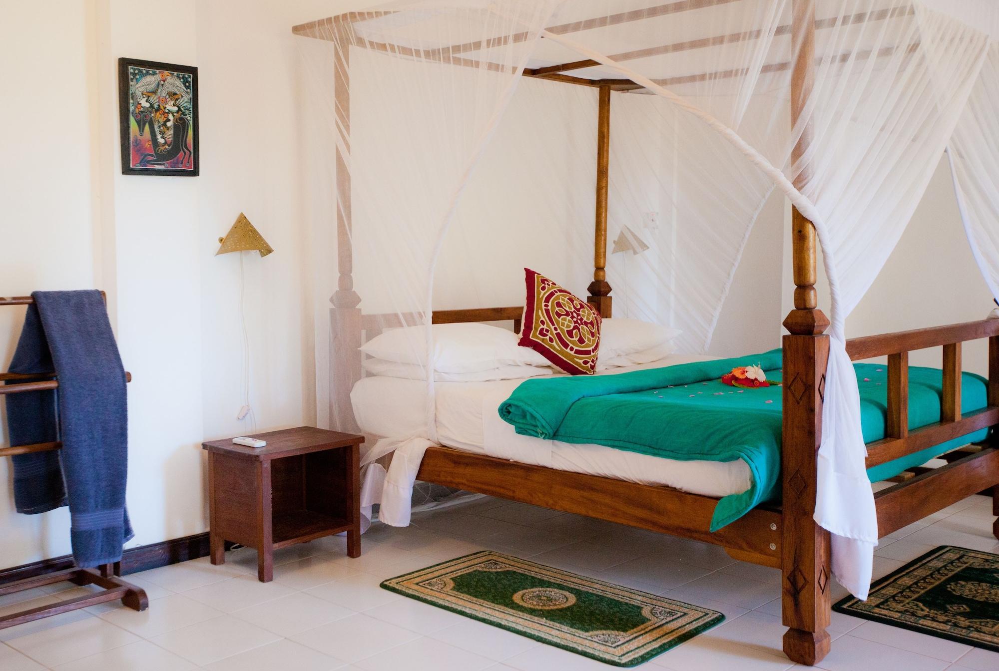 Flame Tree Cottages Нунгви Екстериор снимка